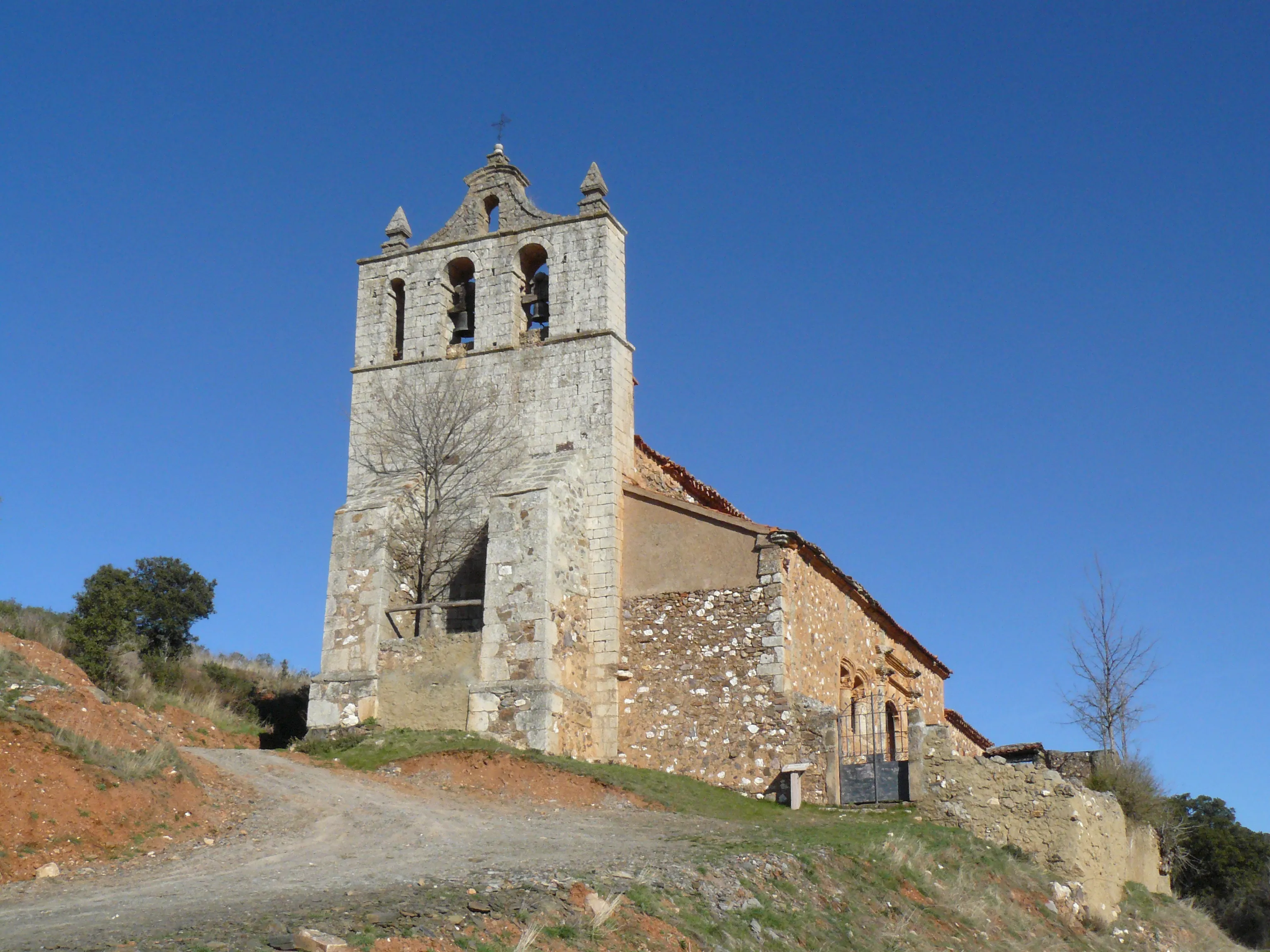 Ermita de Nuestra Señora del Vallehermoso, patrona de El Negredo