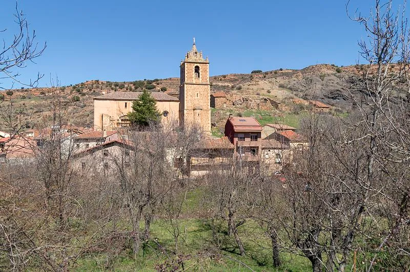 Iglesia de San Juan Bautista, en Santibáñez de Ayllón